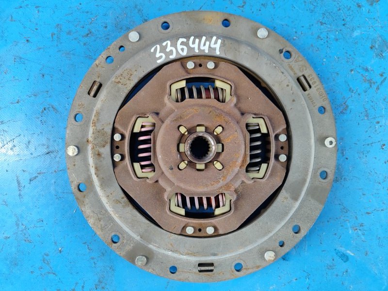 Диск сцепления TOYOTA PRIUS - 30 09-17 31270-47040 Б/У