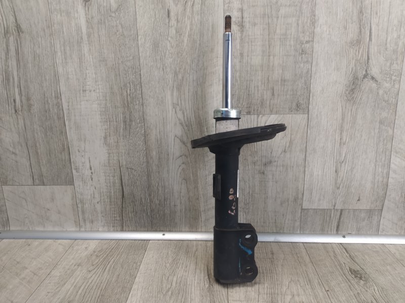 Амортизатор передний правый SOLARA 03-09 COUPE 2.4 2AZFE