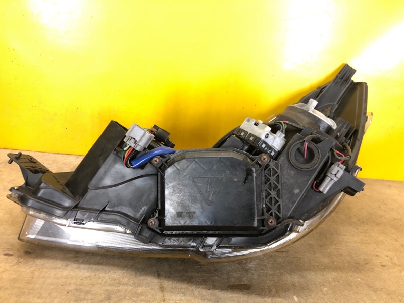 Фара правая OUTBACK 09-14 BR