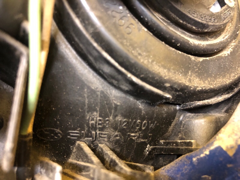 Фара правая OUTBACK 09-14 BR