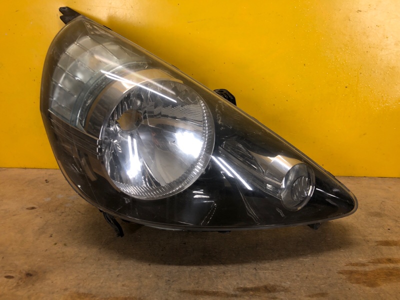 Фара правая HONDA JAZZ 07-13 33101SAAG62ZB Б/У