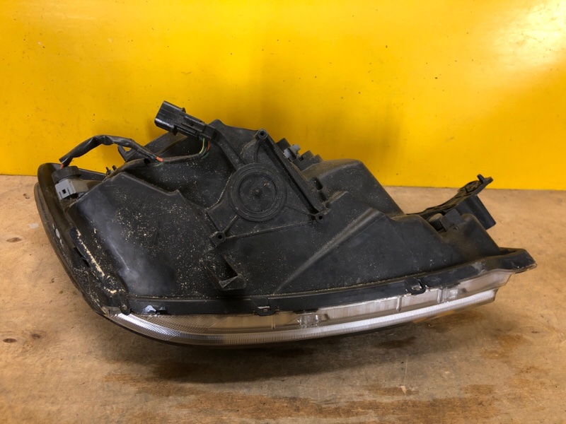 Фара левая LANCER IX 9 03-07