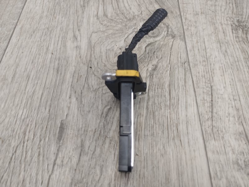 Расходомер воздуха NISSAN JUKE 10-19 1.6 MR16DDT