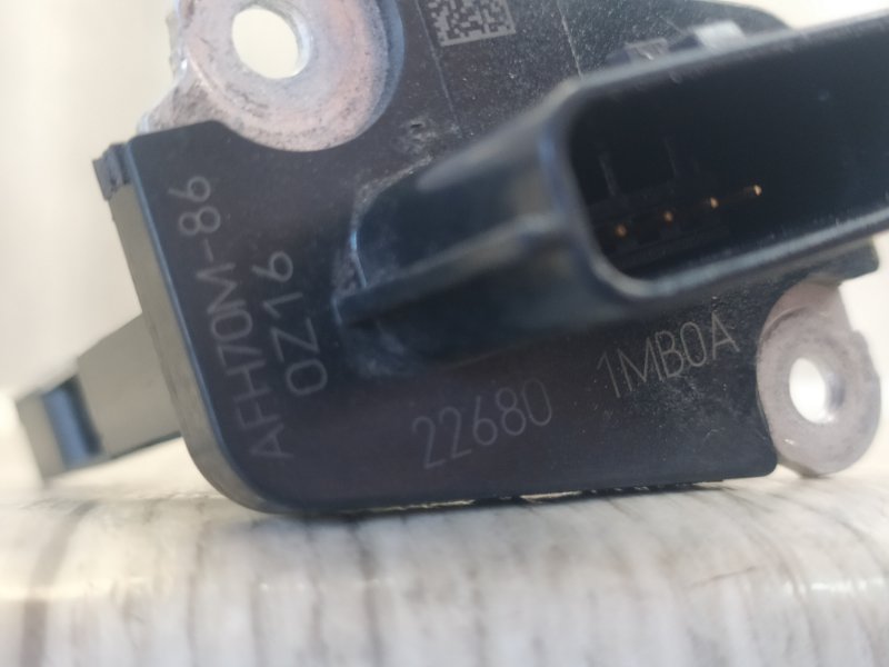 Расходомер воздуха JUKE 10-19 2011 1.6 MR16DDT