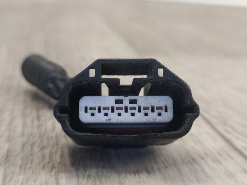 Расходомер воздуха JUKE 10-19 2011 1.6 MR16DDT