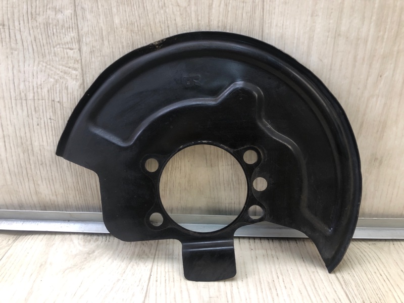 Защита тормозного диска передняя правая NISSAN SENTRA B17 12-21 41151-ZW80B Б/У