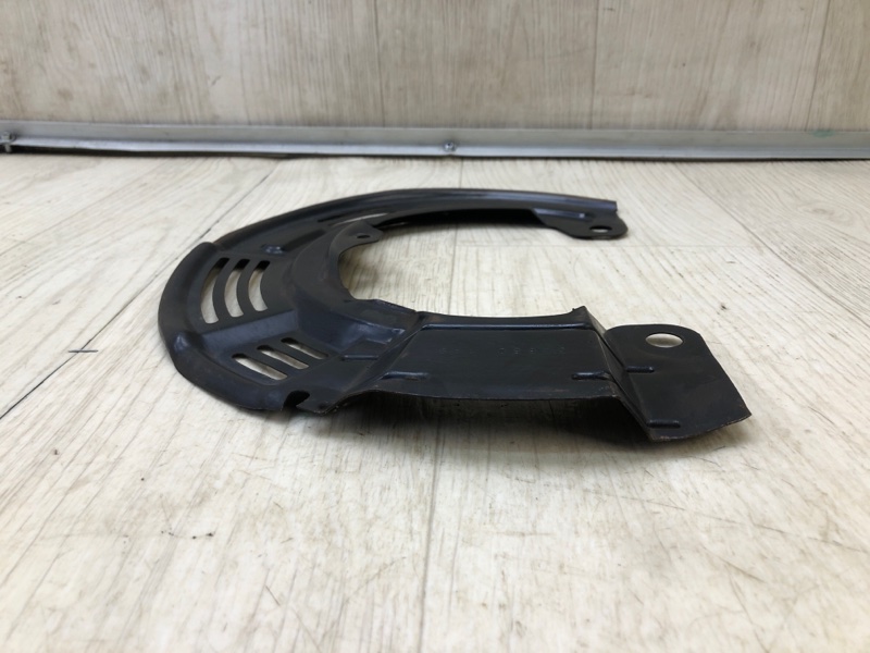 Защита тормозного диска передняя правая MITSUBISHI GALANT 03-12 Седан 2.4 4G69