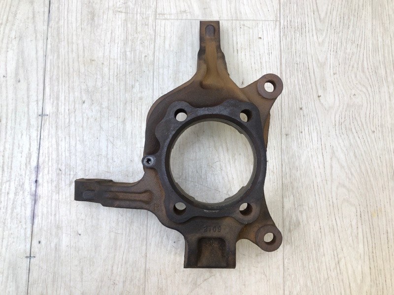 Кулак поворотный передний правый GALANT 03-12 2012 Седан 2.4 4G69