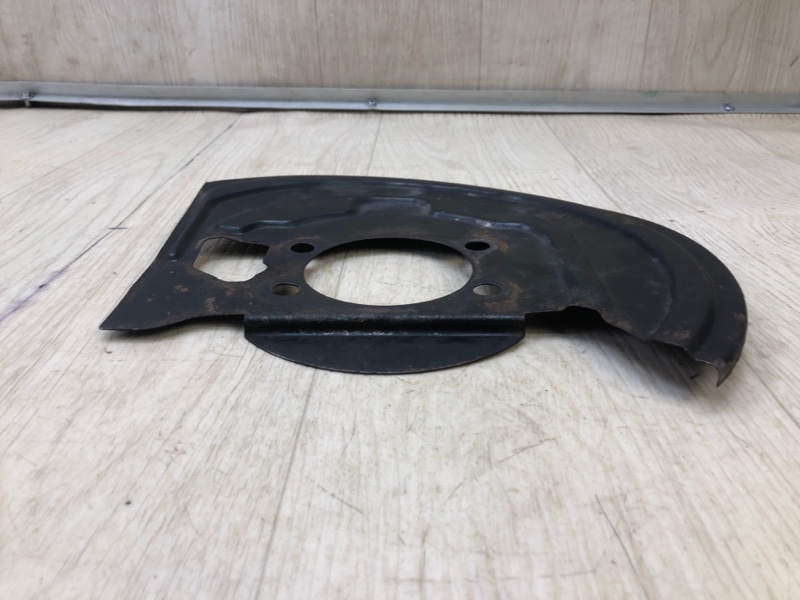 Защита тормозного диска передняя левая NISSAN JUKE 10-19 1.6 MR16DDT