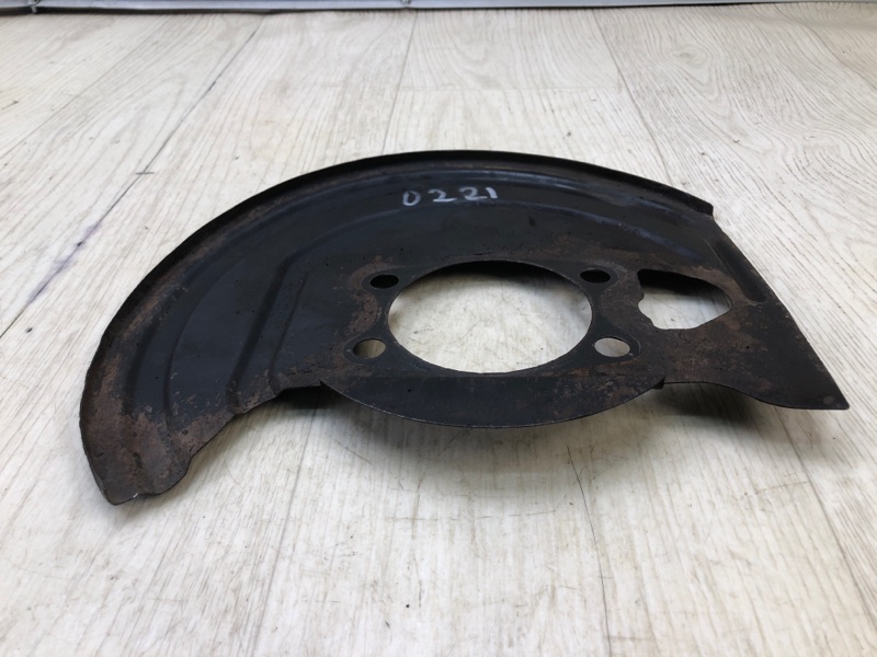 Защита тормозного диска передняя левая JUKE 10-19 2011 1.6 MR16DDT