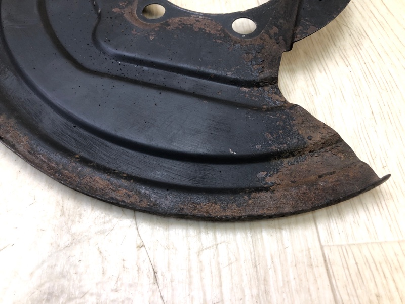 Защита тормозного диска передняя левая JUKE 10-19 2011 1.6 MR16DDT