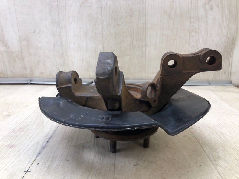 Кулак поворотный передний правый MDX (YD1) 00-06 2002 Внедорожник 3.5 Кулак поворотный передний правый MDX (YD1) 00-06 2002 Внедорожник 3.5