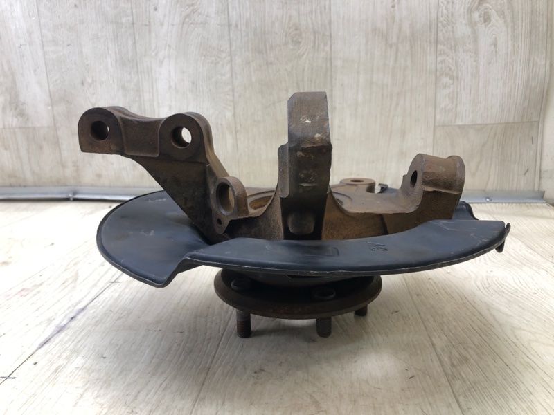 Кулак поворотный передний левый MDX (YD1) 00-06 2002 Внедорожник 3.5 Кулак поворотный передний левый MDX (YD1) 00-06 2002 Внедорожник 3.5