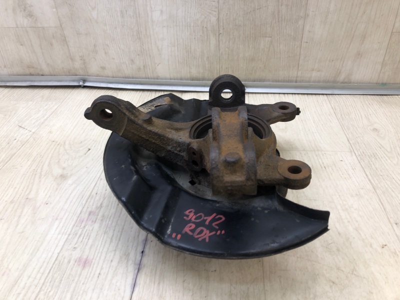 Кулак поворотный передний правый RDX 06-12 2007 Внедорожник 2.3