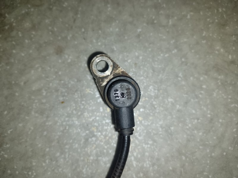 Датчик ABS передний левый X-TRAIL T30 01-07 Датчик ABS передний левый X-TRAIL T30 01-07