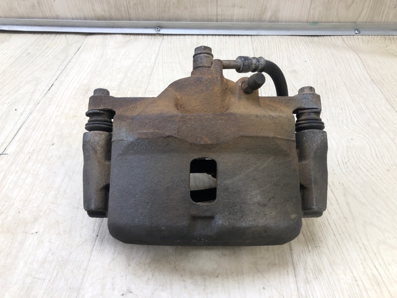 Суппорт тормозной передний левый HONDA CIVIC 4D 06-11 2008 Седан R18A1 45019SNEA10 Б/У