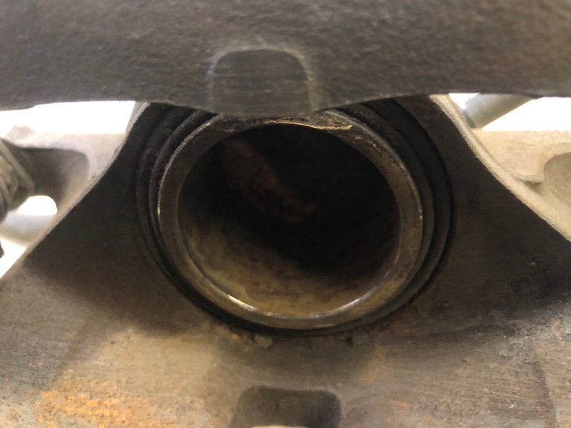 Суппорт тормозной передний правый CIVIC 4D 06-11 2008 Седан R18A1