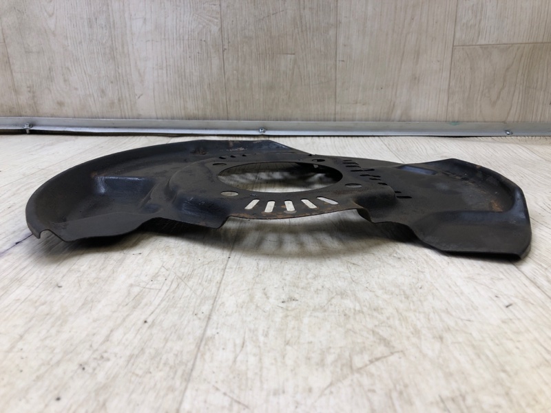 Защита тормозного диска передняя правая TOYOTA LAND CRUISER PRADO 150 09-17 Внедорожник 3.0 1KDFTV