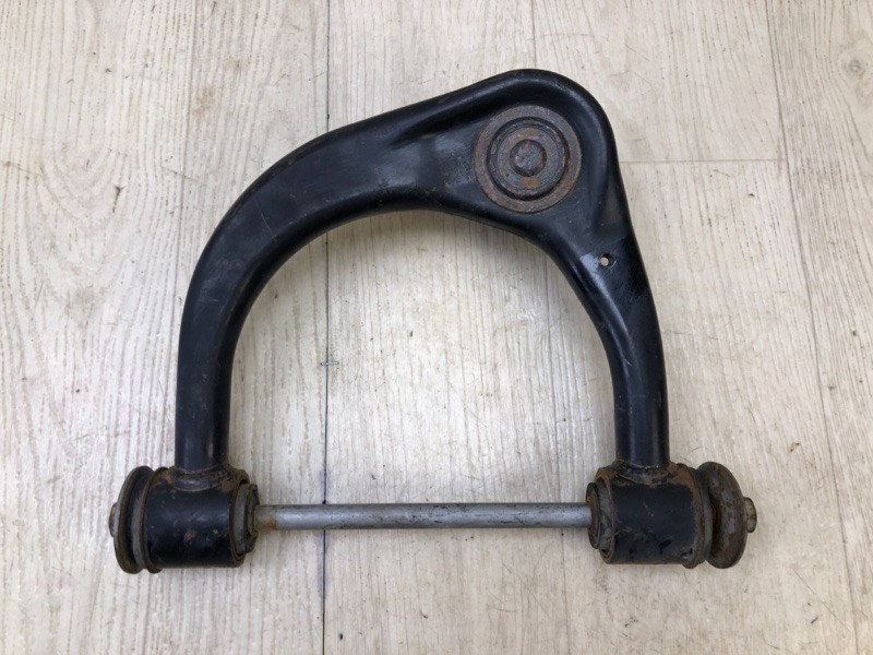 Рычаг передней подвески верхний правый TOYOTA LAND CRUISER PRADO 150 09-17 2010 Внедорожник 3.0 1KDFTV 4861060070 Б/У