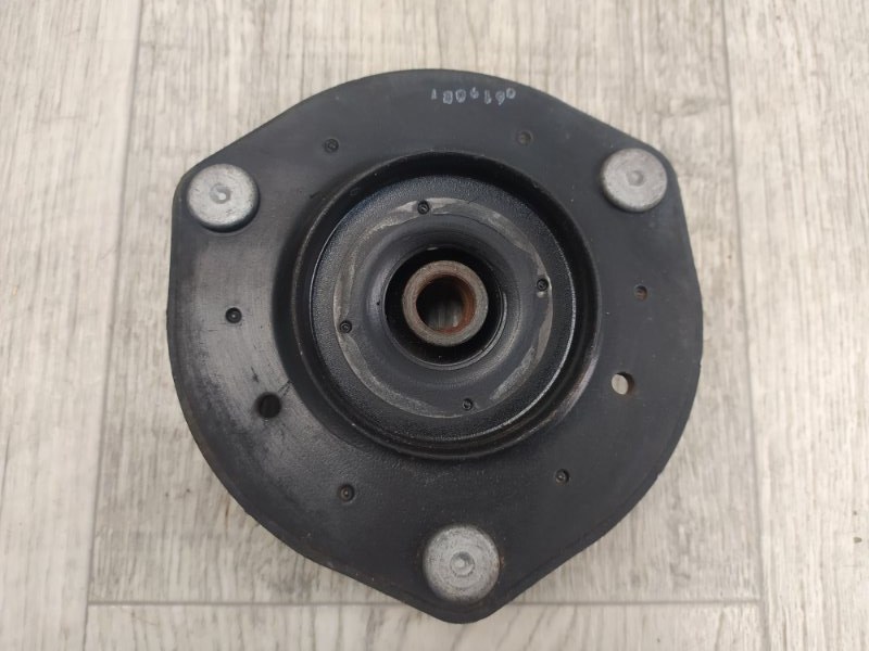 Опора амортизатора передняя правая TOYOTA SOLARA 03-09 COUPE 2.4 2AZFE