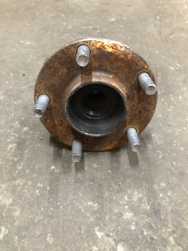 Запчасть ступица передняя левая INFINITI Q50 15-20 40202-4GA0A Б/У Ступица передняя левая INFINITI Q50 15-20 40202-4GA0A Б/У