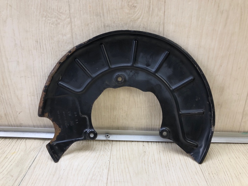 Защита тормозного диска передняя левая VOLKSWAGEN JETTA USA 10-17 2011 Седан CBTA 2.5L 1K0615311F Б/У