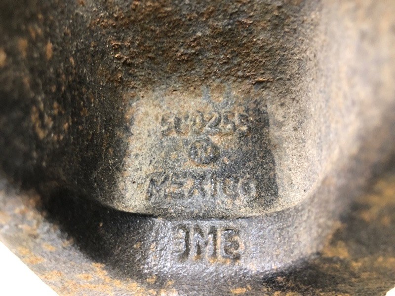 Кулак поворотный передний левый JETTA USA 10-17 2011 Седан CBTA 2.5L