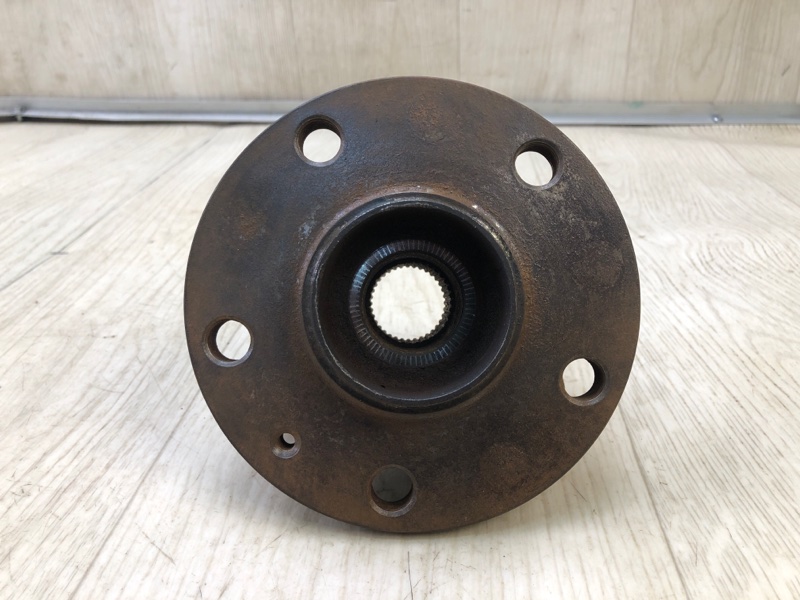 Ступица передняя VOLKSWAGEN JETTA USA 10-17 Седан CBTA 2.5L