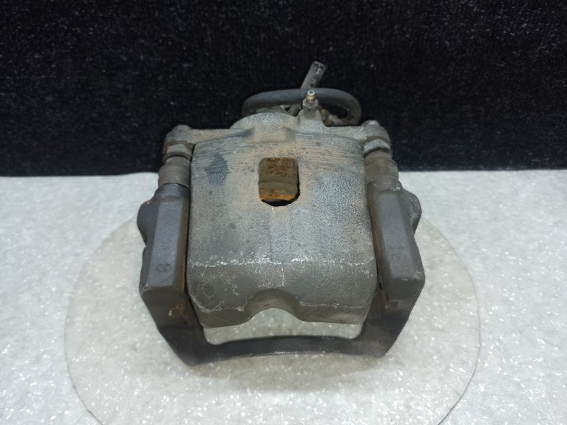 Запчасть суппорт тормозной передний левый TOYOTA RAV4 00-05 47750-42040 Б/У Суппорт тормозной передний левый TOYOTA RAV4 00-05 47750-42040 Б/У