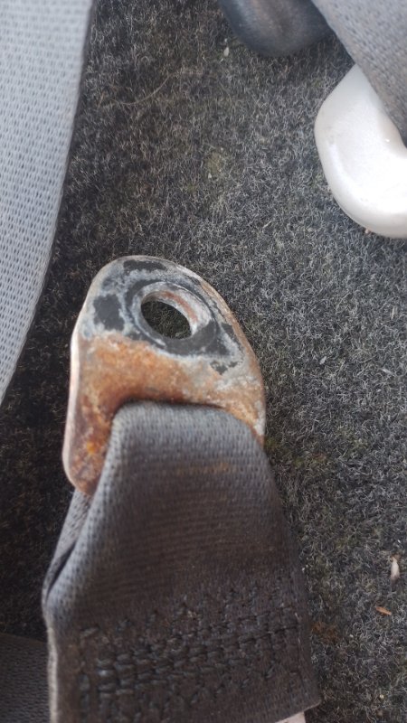 Ремень безопасности L200 06-14