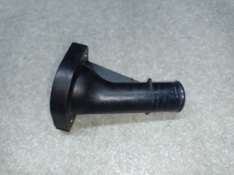 Крышка термостата TOYOTA CAMRY 30 02-06 2.4 2AZFE