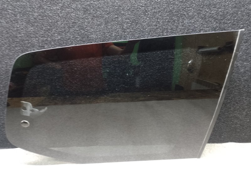 Запчасть стекло в кузов заднее правое TOYOTA LAND CRUISER PRADO 120 02-09 62710-60891 Б/У Стекло в кузов заднее правое TOYOTA LAND CRUISER PRADO 120 02-09 62710-60891 Б/У