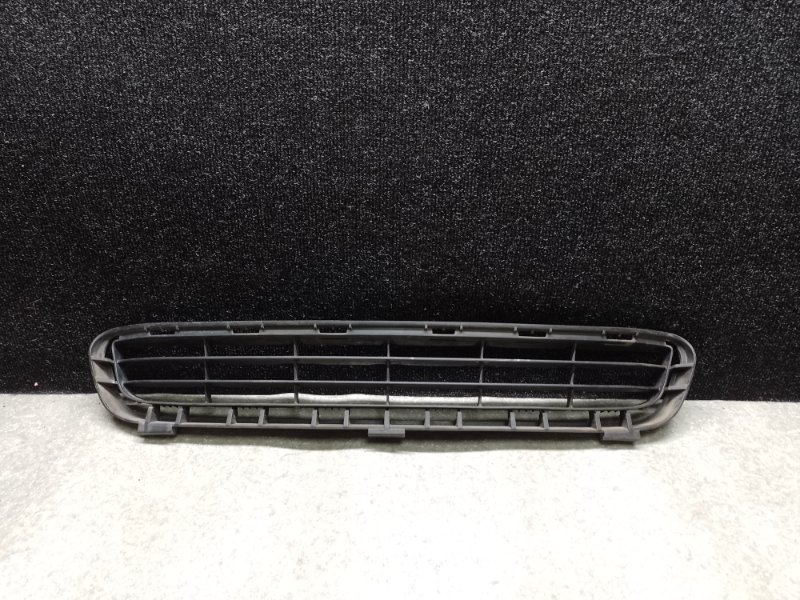 Решетка переднего бампера TOYOTA CAMRY 40 06-11 53112-33030 Б/У