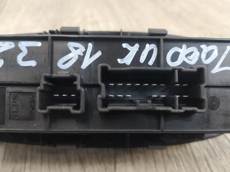 Блок управления стеклоподъемниками передний левый PATHFINDER R52 12-21 2013 R52 3.5 VQ35DE