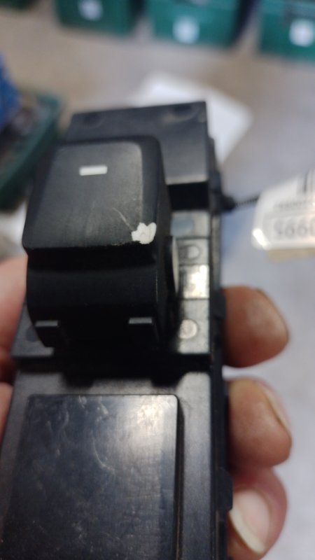 Кнопка стеклоподъемника SONATA LF 2014- 2015 Седан G4FJ 1.6