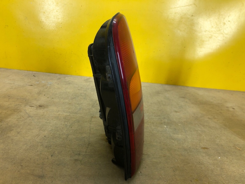 Фонарь наружный правый VOYAGER 95-00