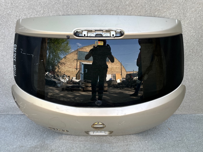 Крышка багажника TIIDA/VERSA C11 04-11