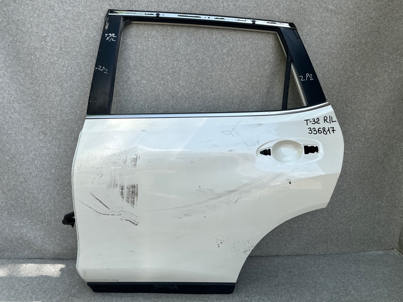 Дверь задняя левая NISSAN X-TRAIL/ROGUE T32 13-20 82101-4BA0A Б/У