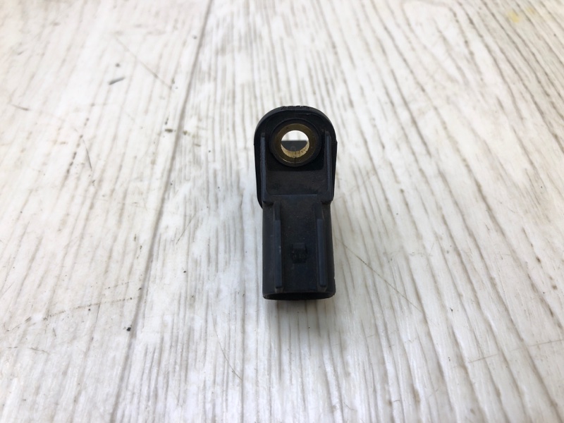 Датчик ABS передний ESCAPE 12-19 Датчик ABS передний ESCAPE 12-19