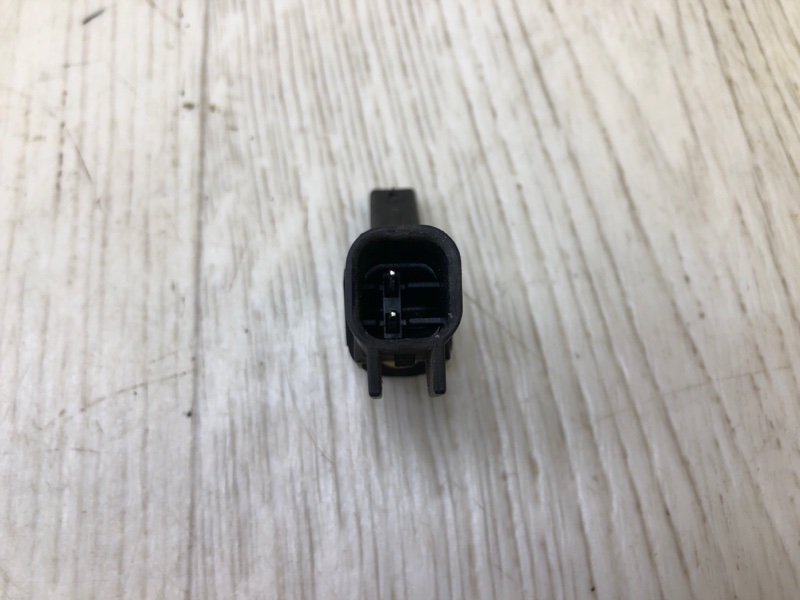 Датчик ABS передний ESCAPE 12-19 Датчик ABS передний ESCAPE 12-19