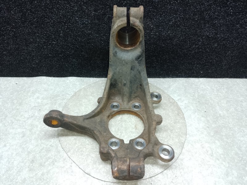 Кулак поворотный передний левый NISSAN X-TRAIL/ROGUE T32 13-20 40015-5HA0A Б/У