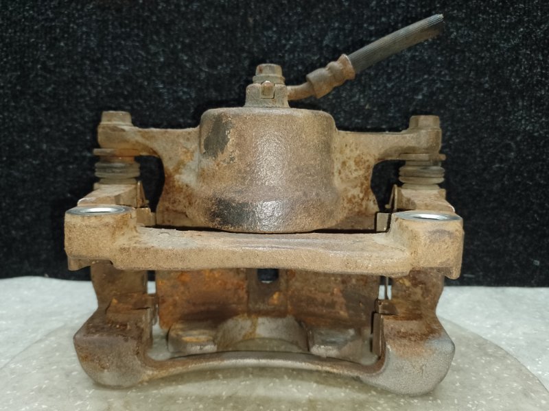 Суппорт тормозной передний правый X-TRAIL/ROGUE T32 13-20