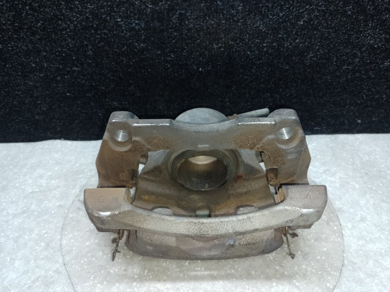 Суппорт тормозной передний правый NISSAN X-TRAIL/ROGUE T32 13-20