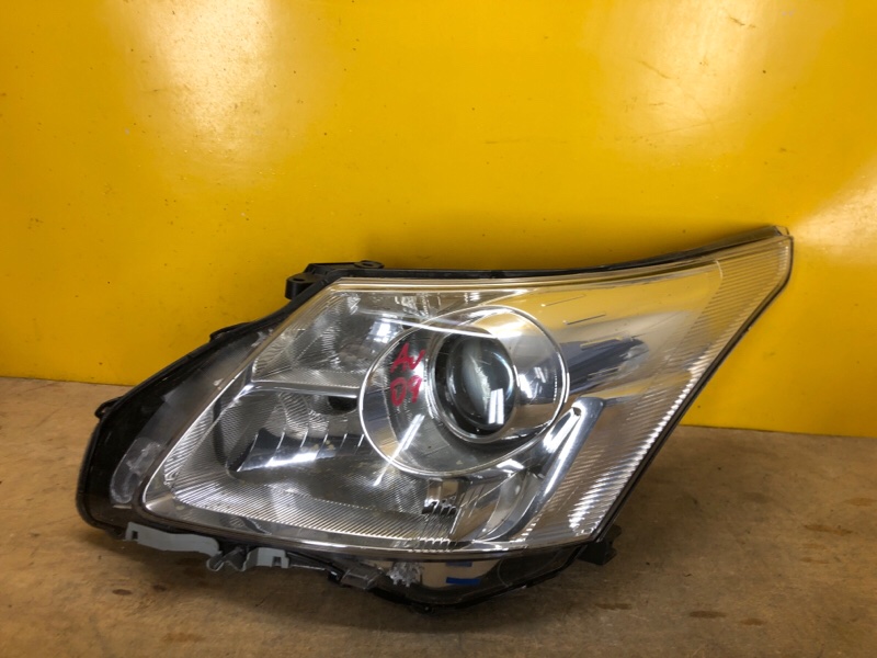 Запчасть фара левая TOYOTA AVENSIS 08-18 8117005310 Б/У Фара левая TOYOTA AVENSIS 08-18 8117005310 Б/У
