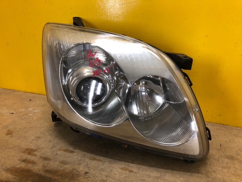 Фара правая TOYOTA AVENSIS 03-08 8113005192 Б/У