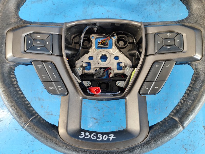 Руль EXPEDITION 17- 2018 T35PDTD Руль EXPEDITION 17- 2018 T35PDTD