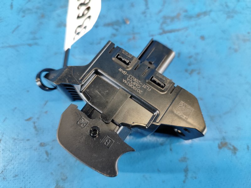 Кнопка стояночного тормоза FORD EXPEDITION 17- T35PDTD