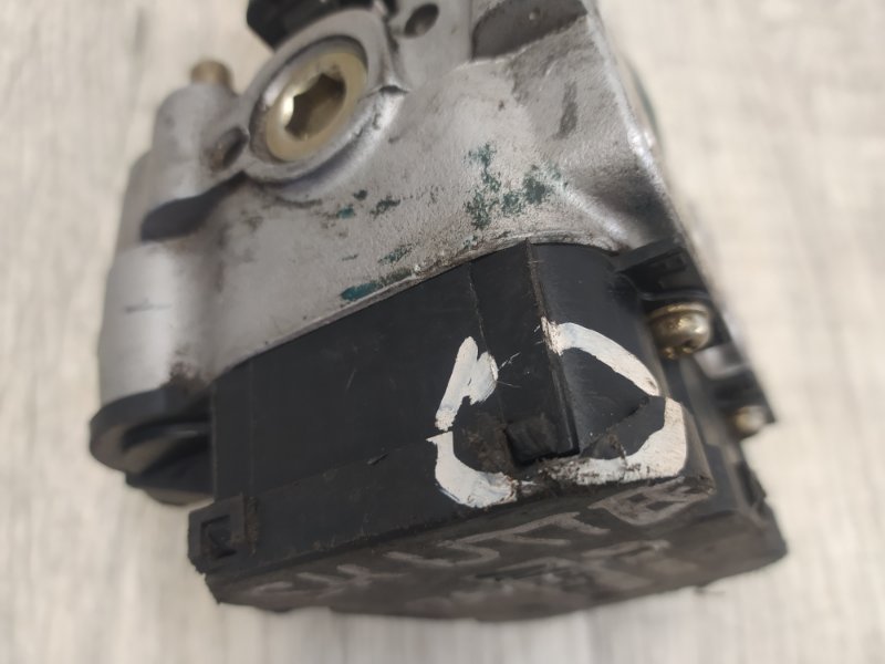 Блок ABS SHUTTLE 95-99 Блок ABS SHUTTLE 95-99