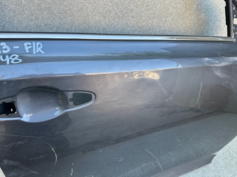 Дверь передняя правая RAV4 13-19 Дверь передняя правая RAV4 13-19