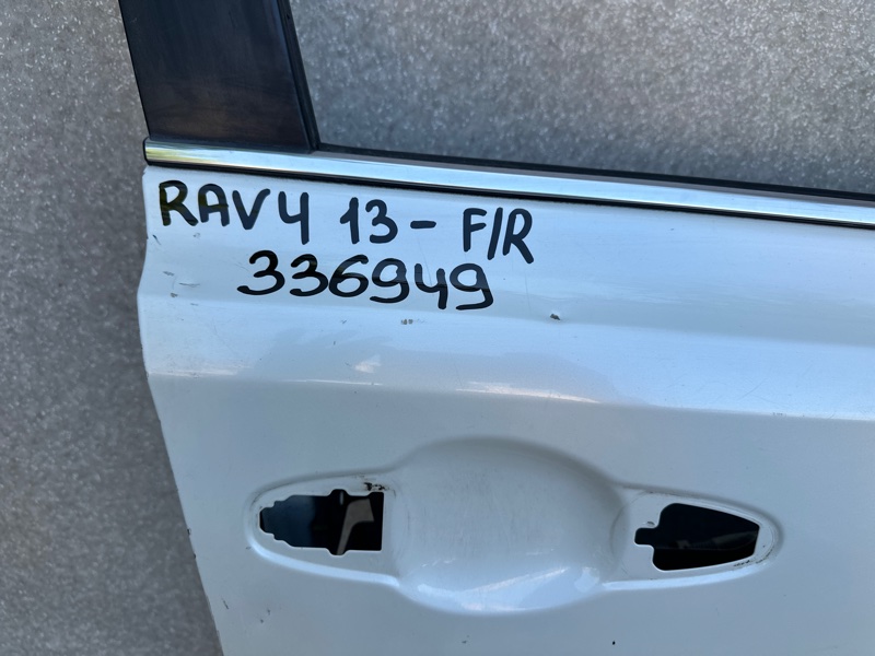 Дверь передняя правая RAV4 13-19 Дверь передняя правая RAV4 13-19